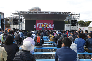 自転車関連企業を中心とした展示イベント「サイクルフェスタ」では、ステージイベントも盛りだくさん